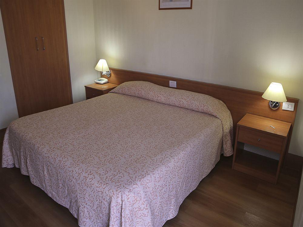 Hotel Fortuna Ancona Esterno foto