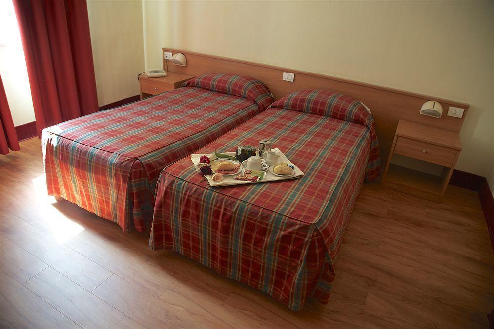 Hotel Fortuna Ancona Esterno foto