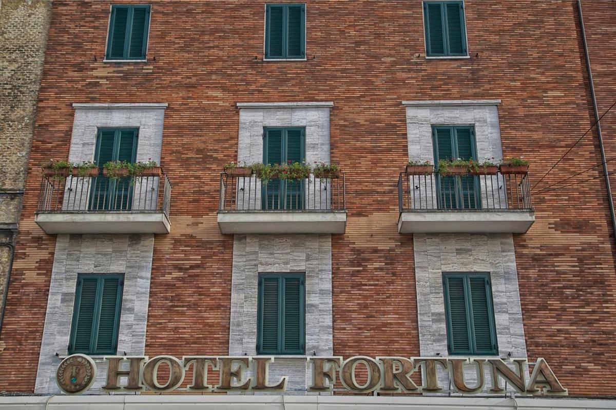 Hotel Fortuna Ancona Esterno foto