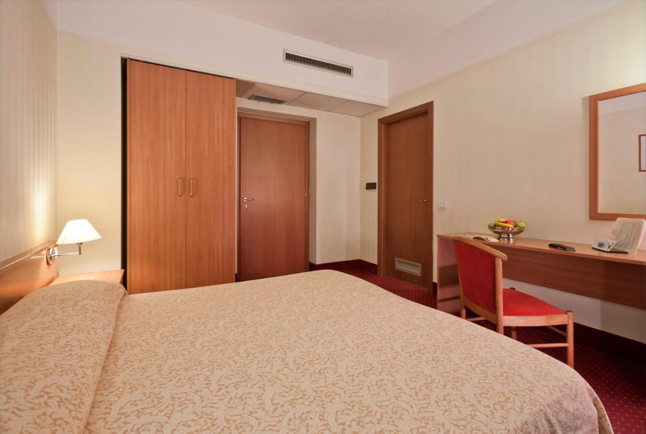 Hotel Fortuna Ancona Esterno foto
